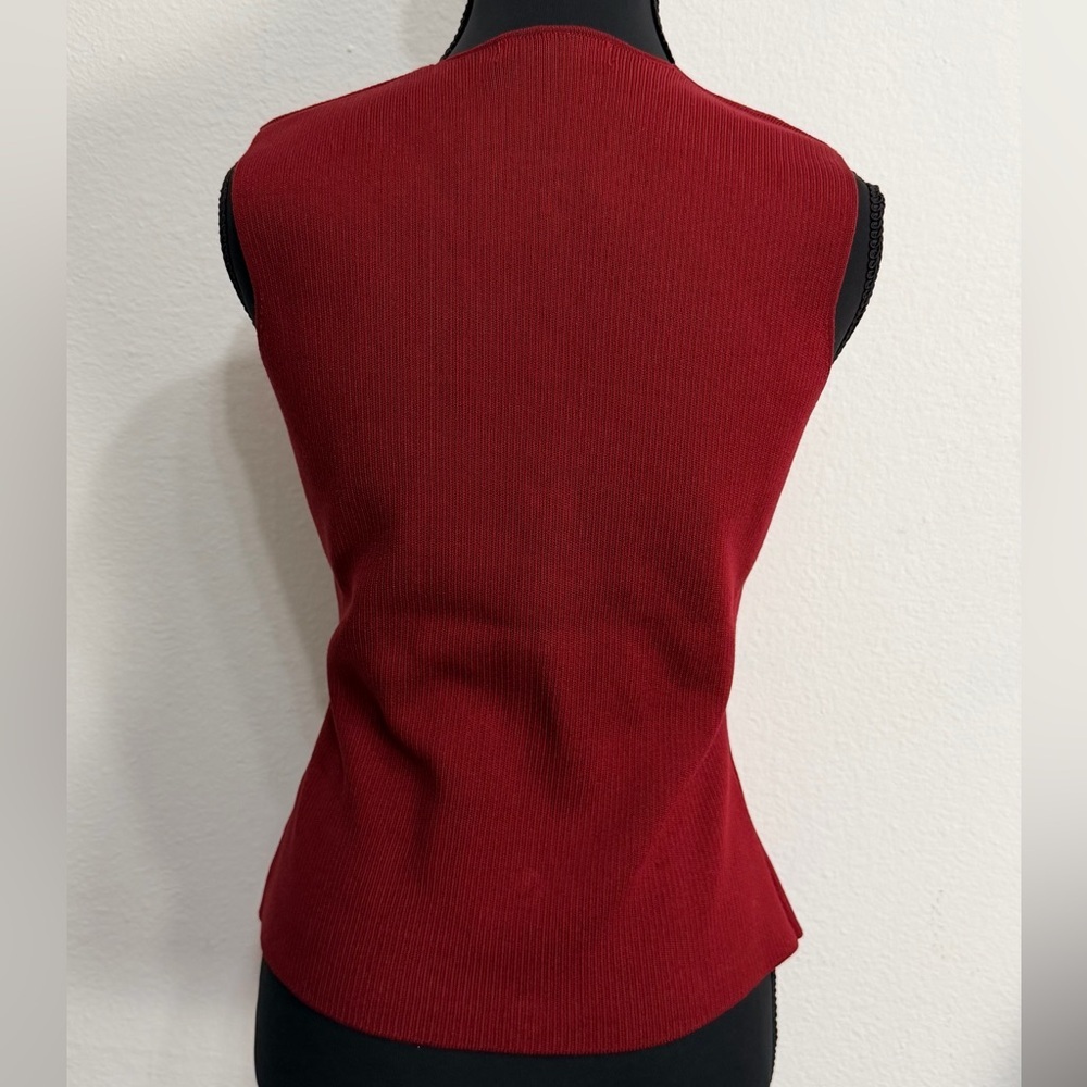 Women's Burgundy Sleeveless Top New without tag - Picture 8 of 9